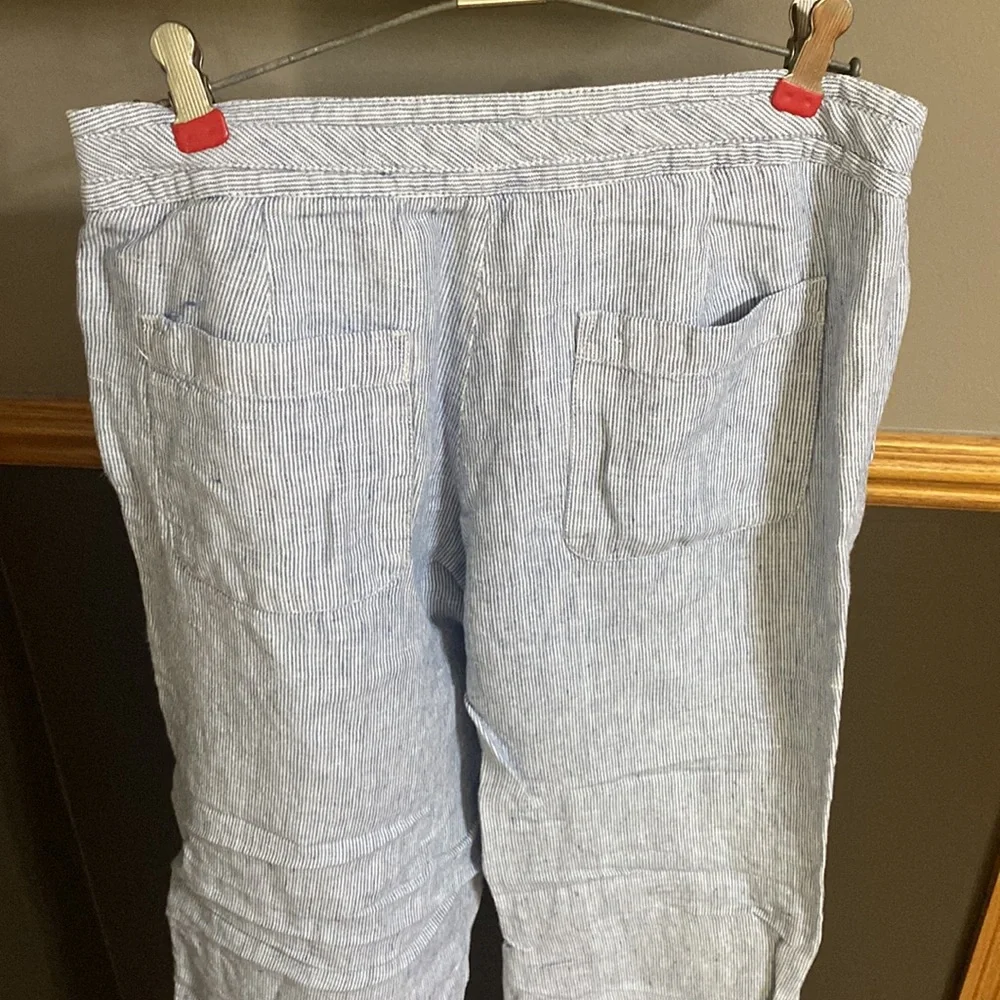 Banana Republic blue and white striped linen wide leg pants size 6